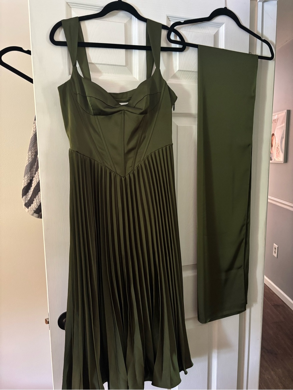 Olive Green AVENELLE SIZE 12 Pleated Midi Dress with corset and SHAW/cover up